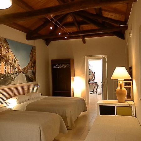 B&B Re Umberto Milazzo Exteriör bild